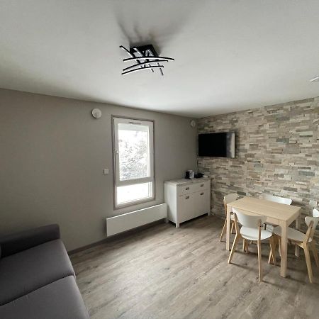 Appartement 4 Personnes Aux Pieds Des Pistes Wifi Netflix Ле дез Альп Экстерьер фото