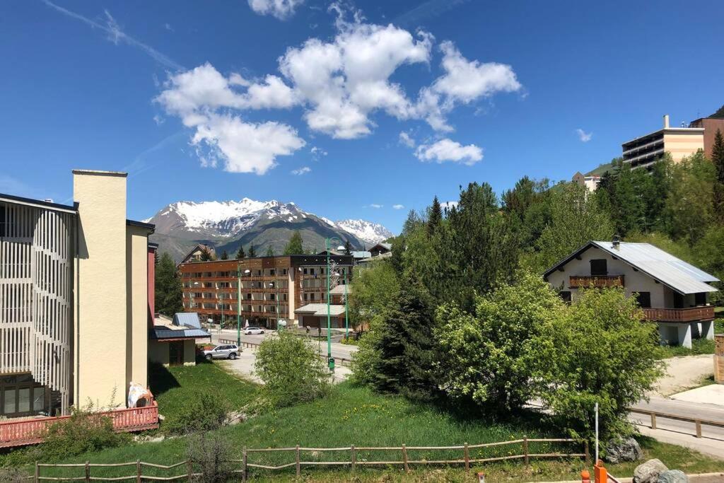 Appartement 4 Personnes Aux Pieds Des Pistes Wifi Netflix Ле дез Альп Экстерьер фото