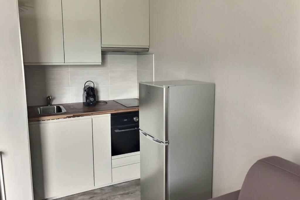 Appartement 4 Personnes Aux Pieds Des Pistes Wifi Netflix Ле дез Альп Экстерьер фото